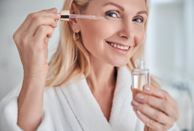 Você conhece os ácidos no cuidado com a beleza? Confira quais são os principais benefícios do ácido glicólico!