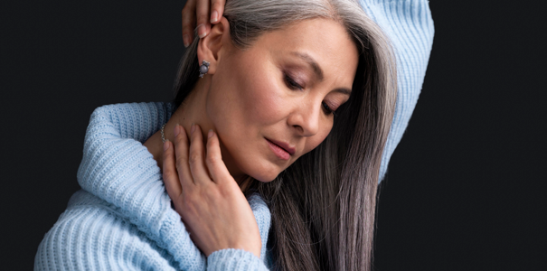 Tirosina para cabelos brancos melhora a aparência e saúde dos fios